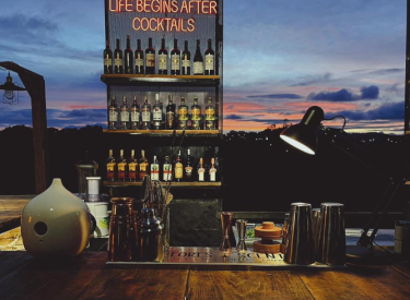 Mini Bar
